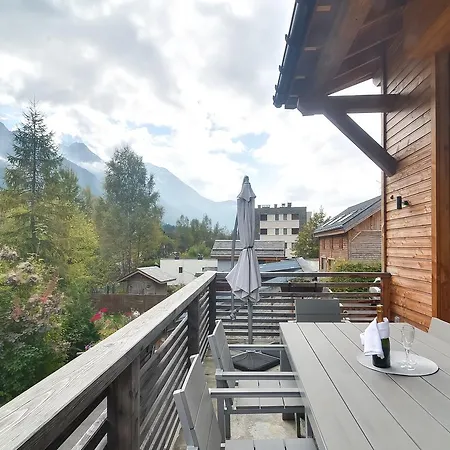샬레 Chalet Moderne Vue Mont Blanc A *